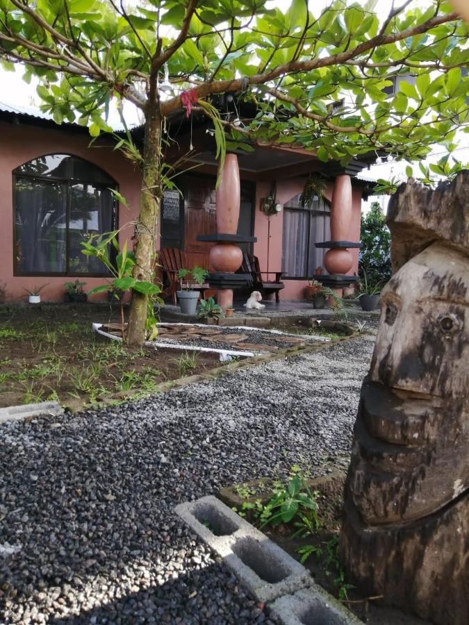 Micheck Beach House 托尔图格罗 外观 照片